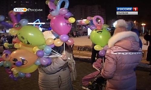 В Тамбове у «Кристалла» состоялось открытие Новогодней поляны-2018